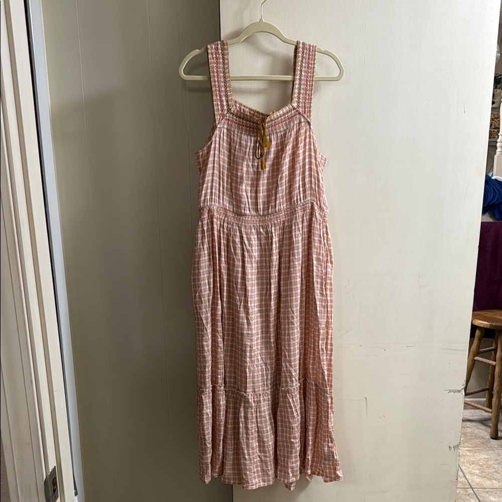 Old Navy Pink and White Gingham Maxi Dress